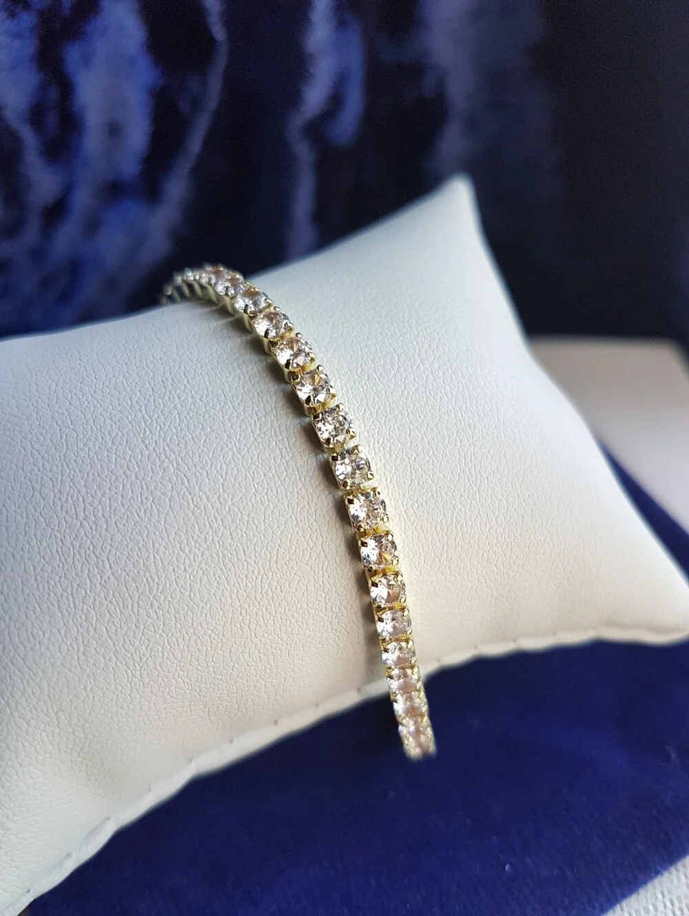 Swarovski Elements 18Gold Over 925 Sterling Silver Delicate Tennis Bracelet NEW - Picture 8 of 9